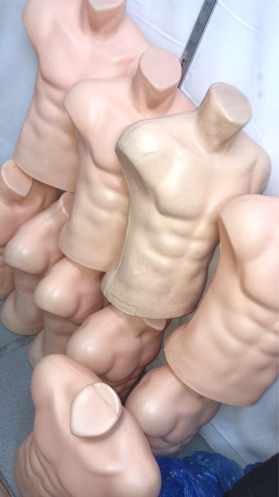 Продам манекен 20.000