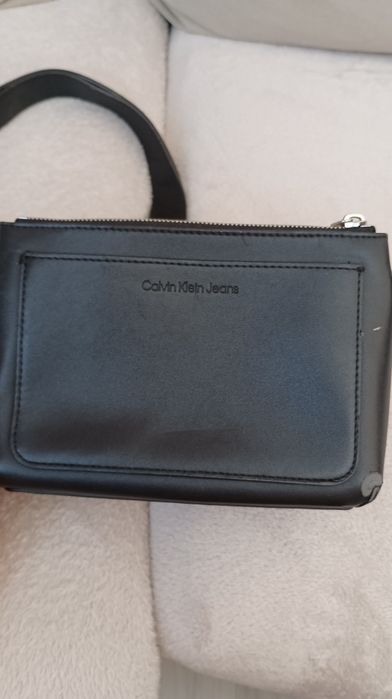 Оригинална чанта Calvin Klein