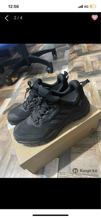 Кроссовки Adidas terrex