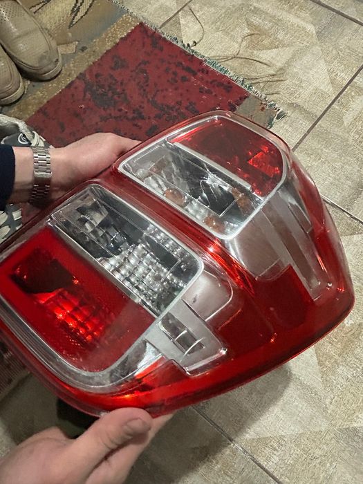 задний фар правый кобальт