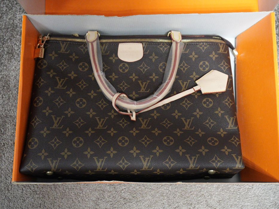 Сумка Louis Vuitton