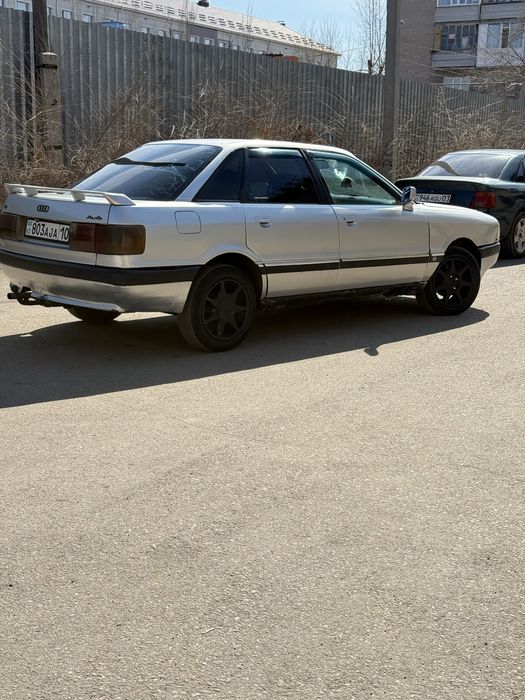 Продам ауди 80 1990