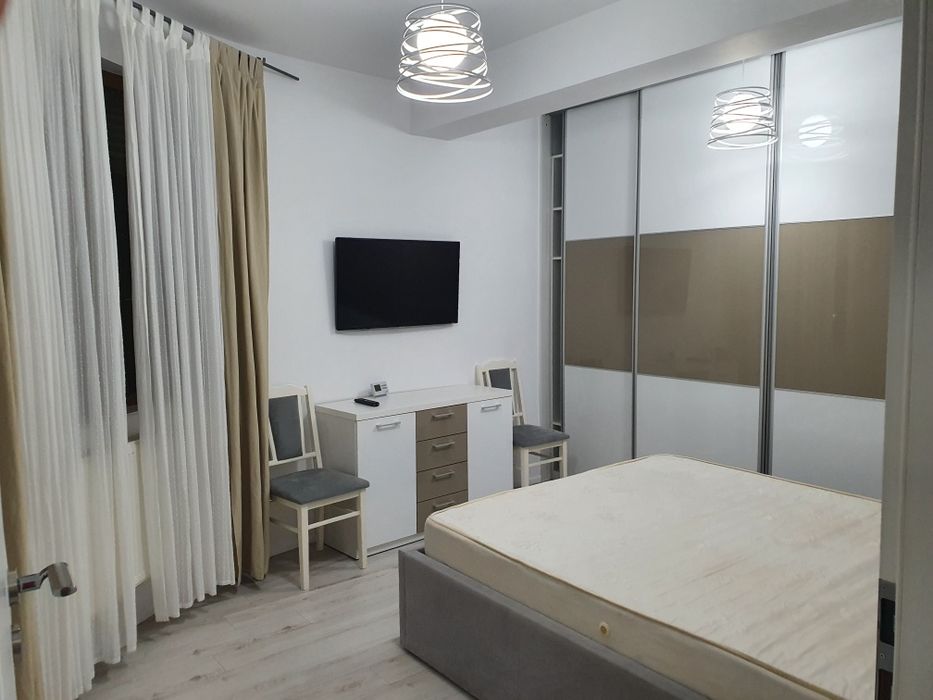 Inchiriez apartanent cu 2 camere situat in Bragadiru (MC Donalds)