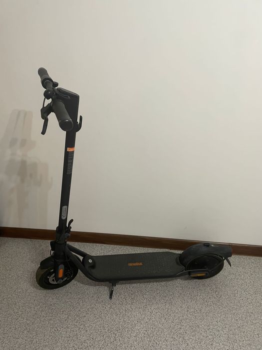 Электросамокат Ninebot F2