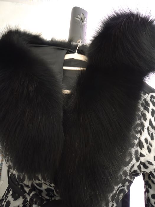 Geaca nouă merge S-M