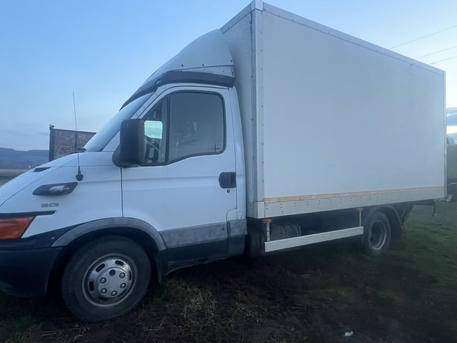 Acept variante auto sau cu tractoare