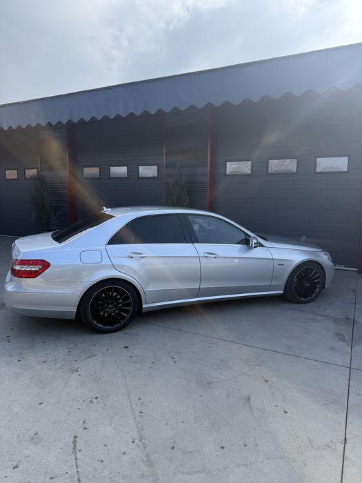 Mercedes E-Class 2009