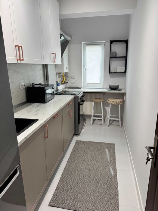 2 camere, 52 mp, mobilat și utilat, 10 min Metrou Dimitrie Leonida