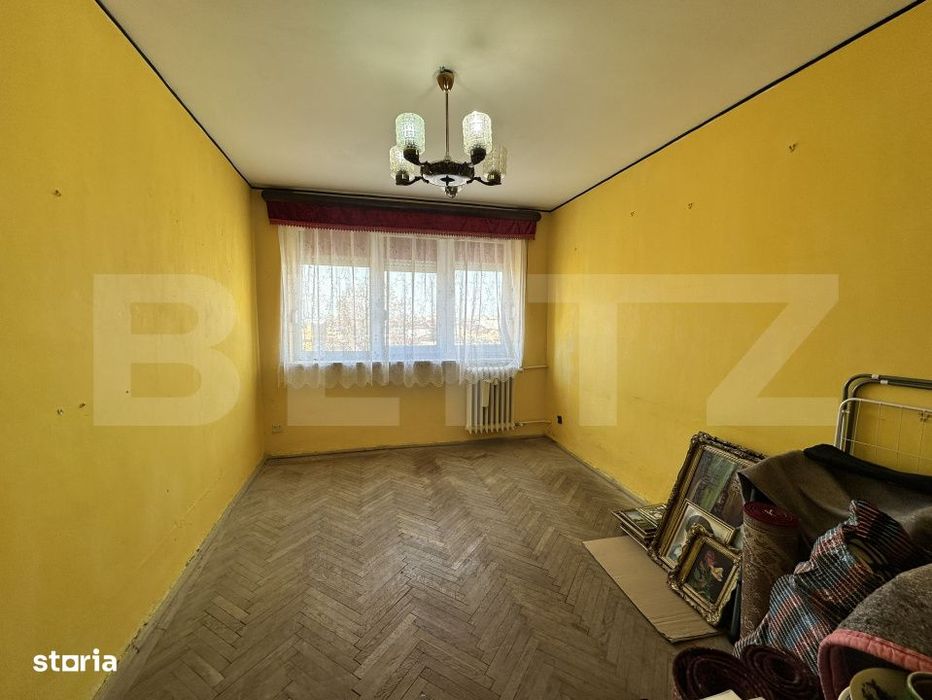 Apartament 3 camere, 66 mp, zona Piata - Valea Rosie