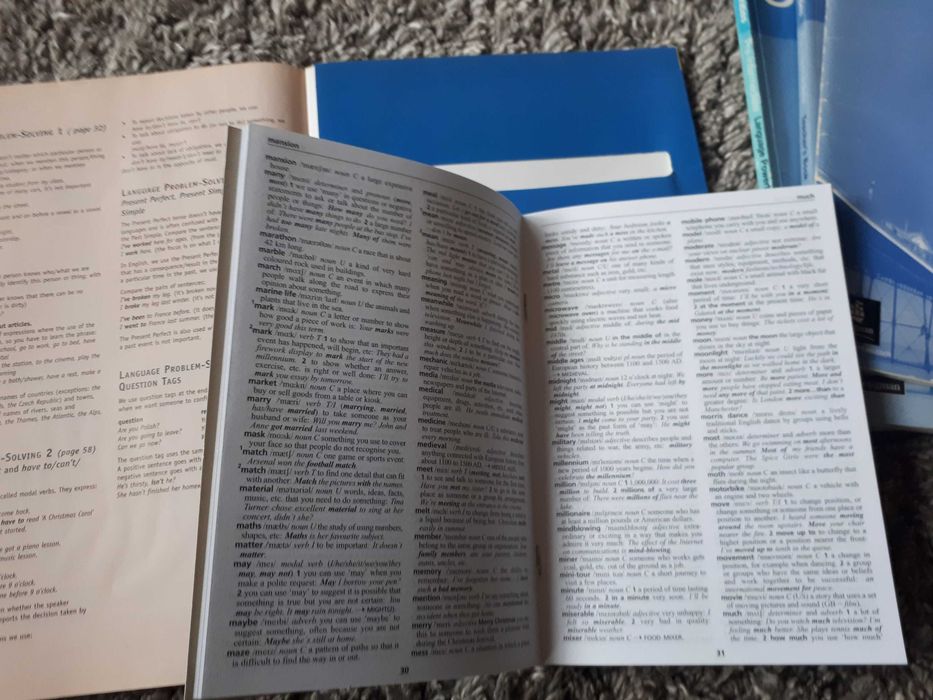 учебници комплект английски Pre- intermediate Opportunitiies