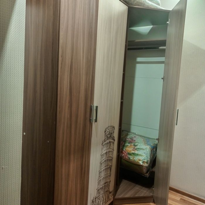 Продам шифоньер  в отличном состоянии
