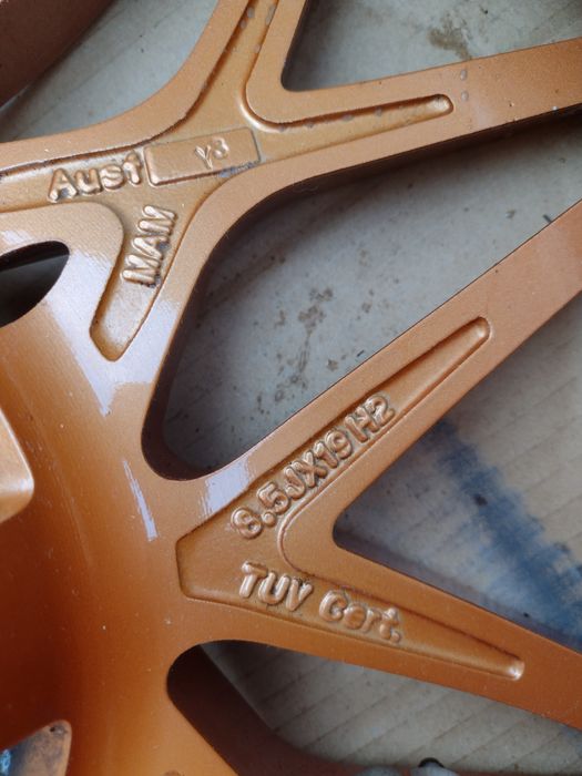 Топ състояние MAM 19-5x112 et30 8.5j BMW G30