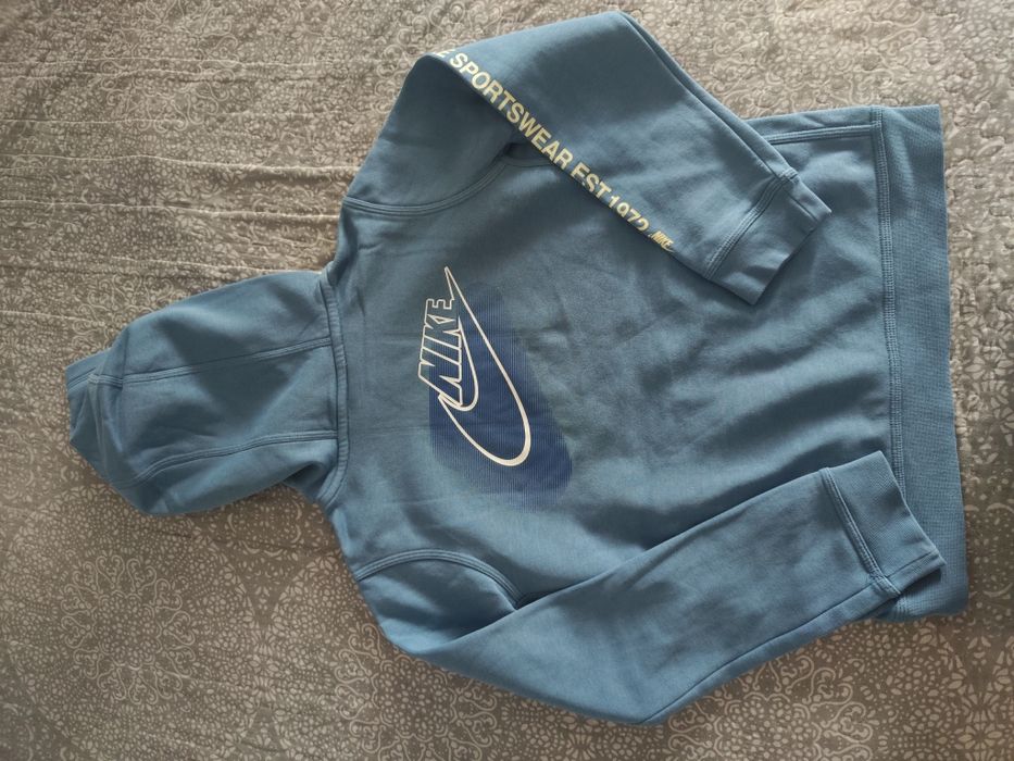 Детски суичър     .