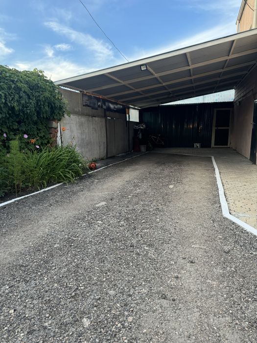 Продам 2-х этажный дом