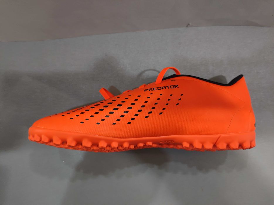 Adidas N45/29sm.Футболни стоножки.Нови.Оригинал.