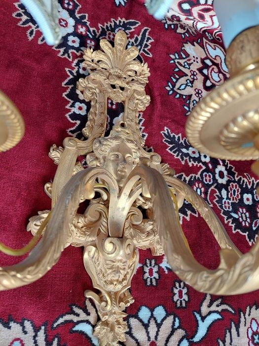 Aplică bronz masiv dore(aurit).