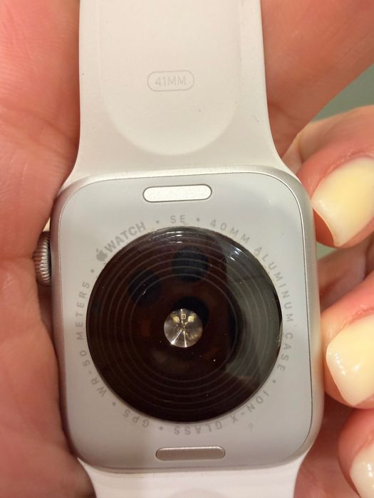 Продам Apple Watch