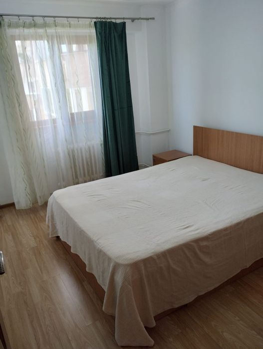 Apartament de închiriat
