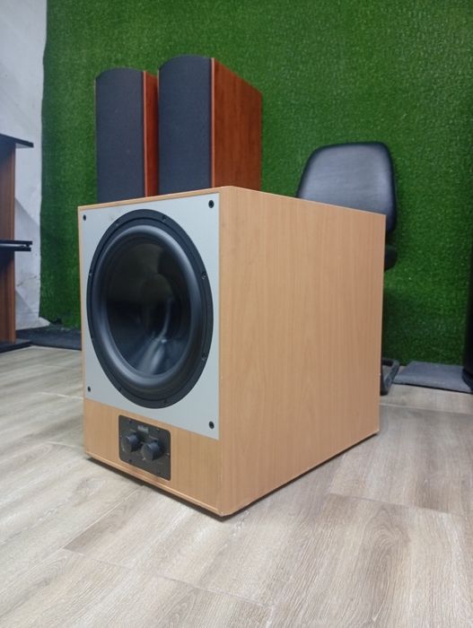 Активен субуфер 12-ска Nubert nuBox AW-880