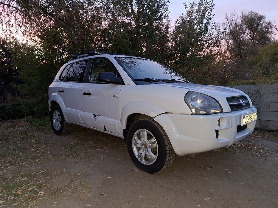 Продам туксон 2007 год