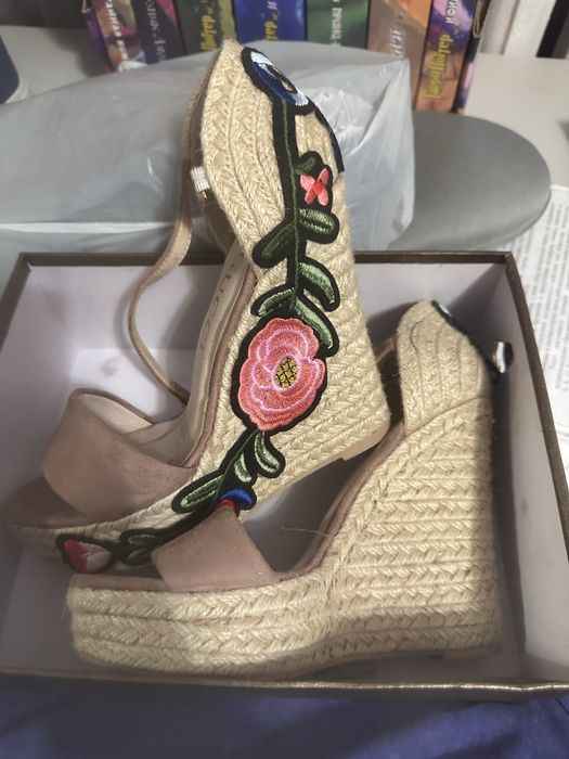 почти новый туфли  от Gucci
