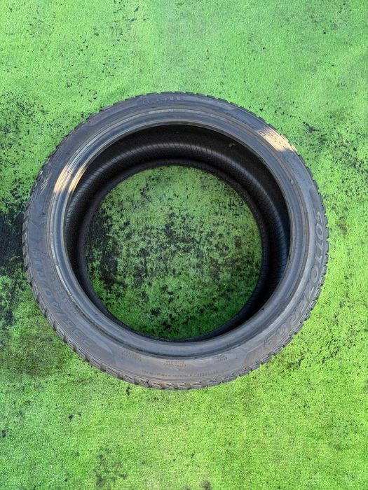 Anvelope Iarna 235/40/19 Pirelli