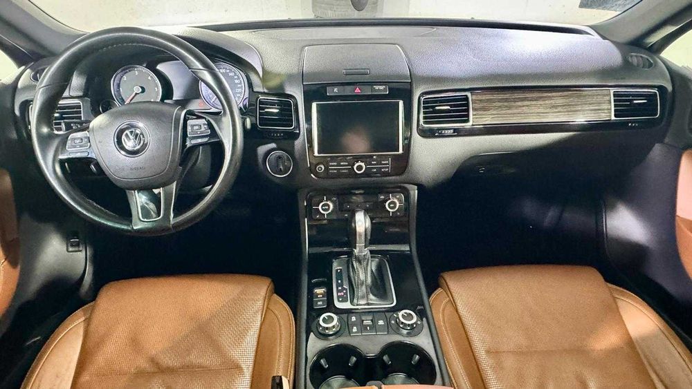 VW Touareg X Edition 245hp TVA deductibil interior cognac-perne aer