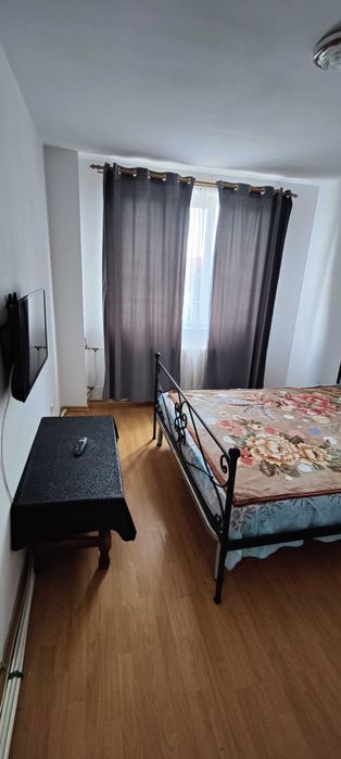 Inchiriez garsoniera et.2 - zona paco-scoala 7