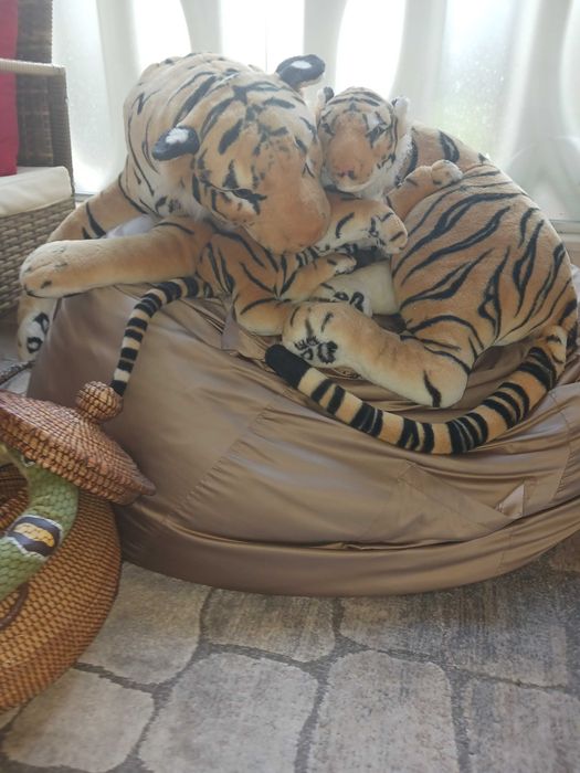 Голям плюшен Тигър