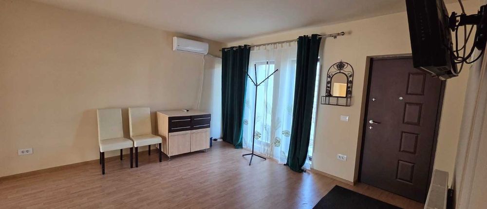 Inchiriez apartament cu 3 camere, 2 locuri de parcare, grădină și terasă – Valea Adanca, str Bazei