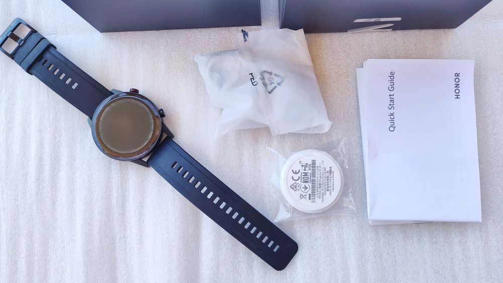 Продавам смарт-часовник Huawei Honor Magic Watch 2
