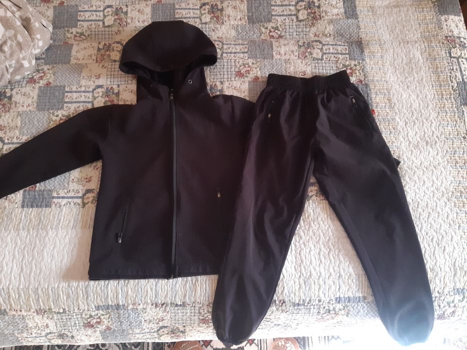 Детский спортивный костюм