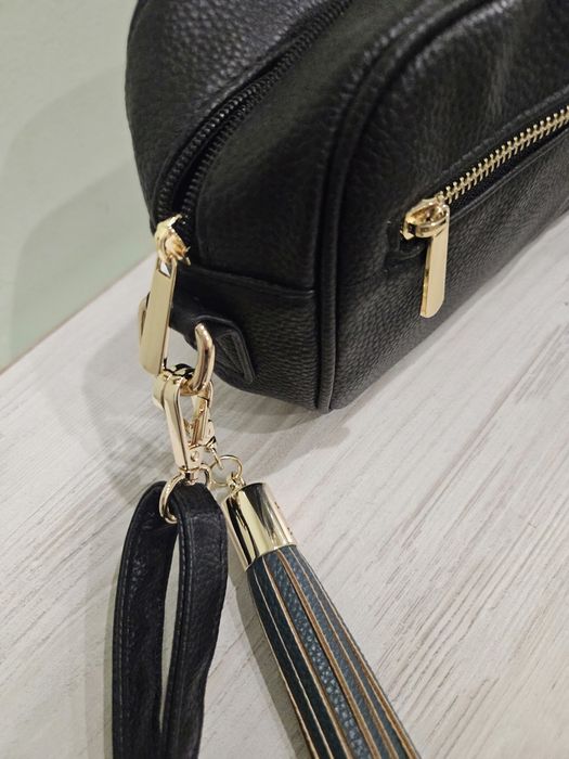 Чисто нова Черна чанта