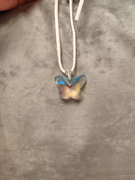 Подвеска бабочка