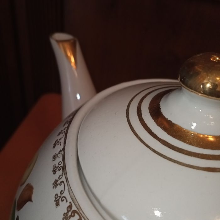 Чайник роскошный