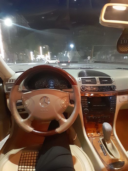 Mercedes Benz W211 E240
