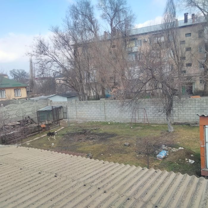 Продаётся участо 8 соток с домом.