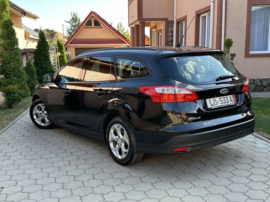 Ford Focus 2011-1.6 benzina clasic aspirat-Euro 5 -Impecabila-Germania