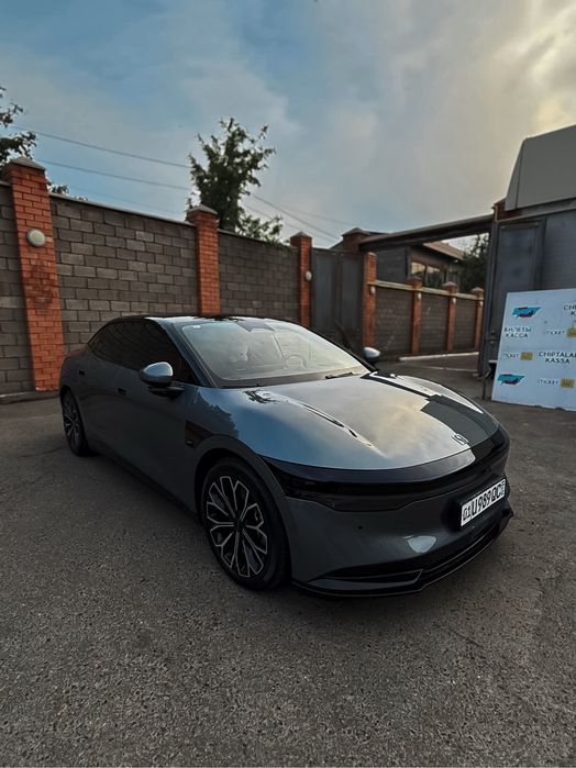 Zeekr 007| год 2024| 2 матор| 646 лошадей | 100 kw