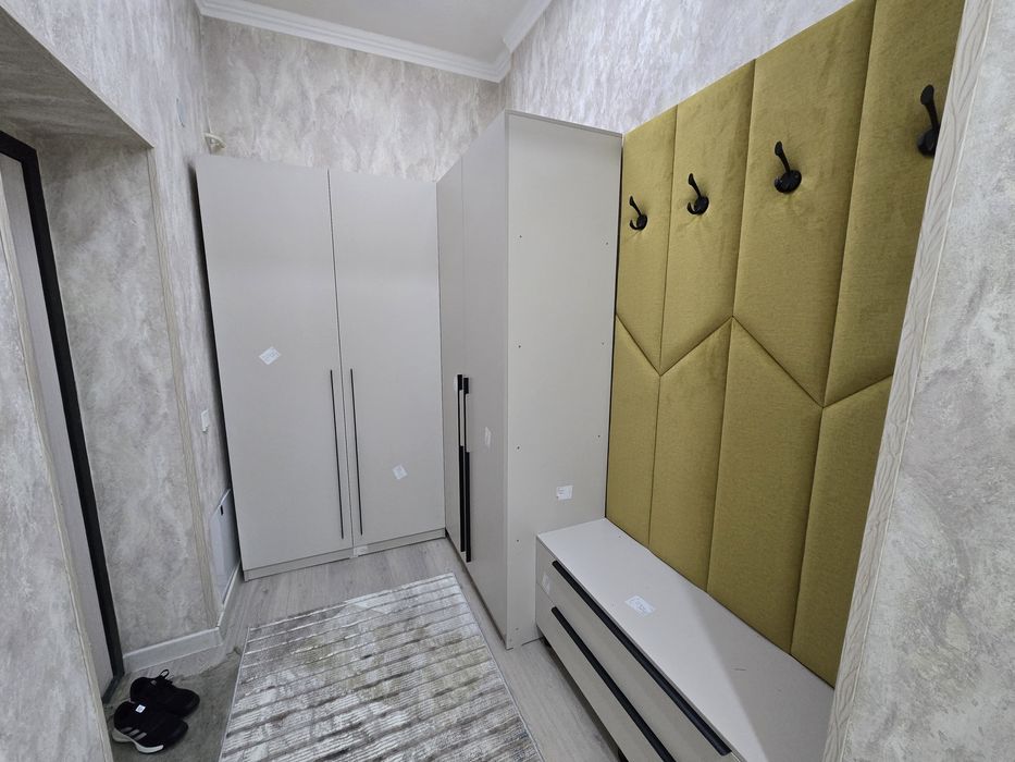 Fargona shaxqr birja oldida 3 xonaik luks uy sotiladi