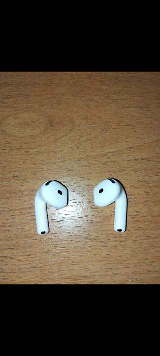 Airpods 4 оригинал новый.
