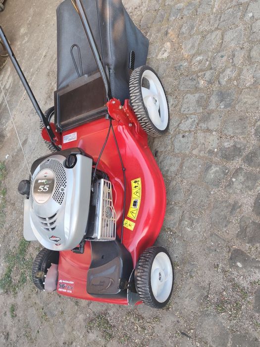 Самоходна бензинова косачка