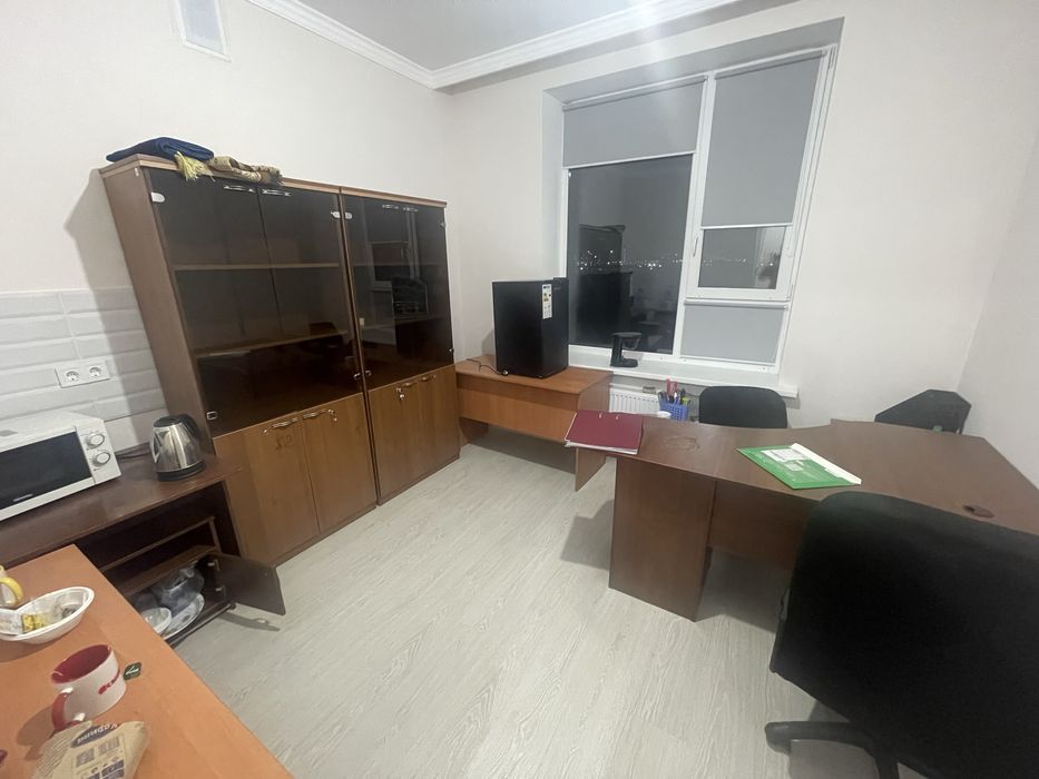 Столы  шкафы тумбы