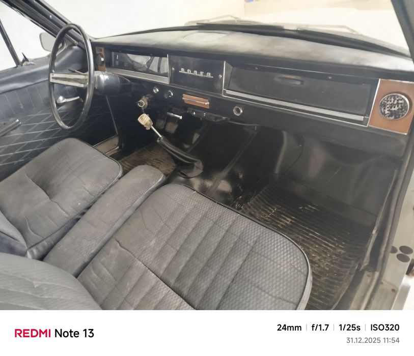 Gaz 24 Volga Srochno sotiladi