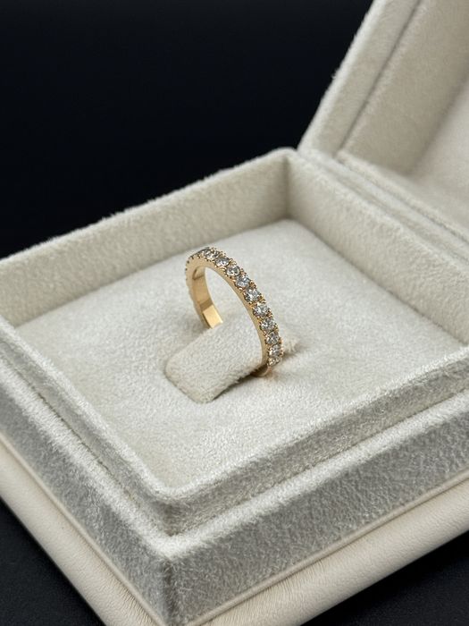 Кольцо с бриллиантами