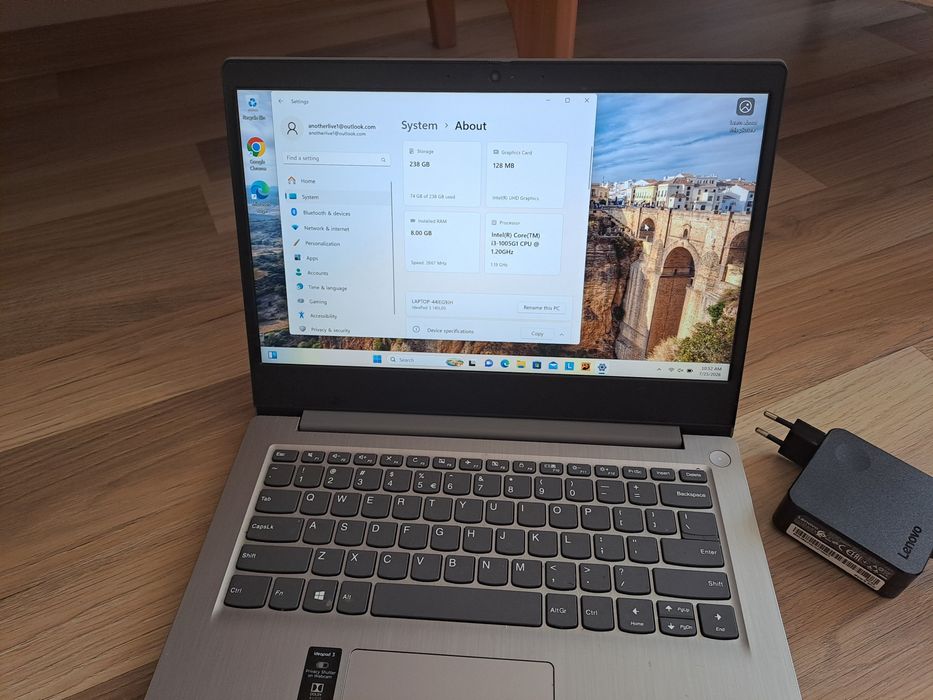 Лаптоп IdeaPad 3