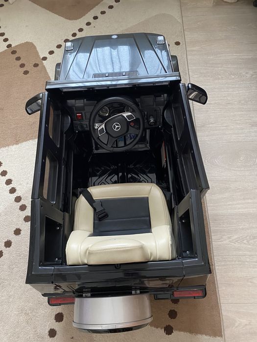 машина детская черная