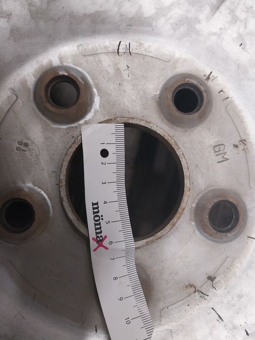 235/70/16 Yokohama Зимни гуми