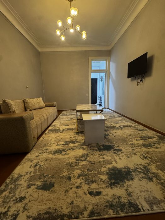 Сдается 2 ком навои центр