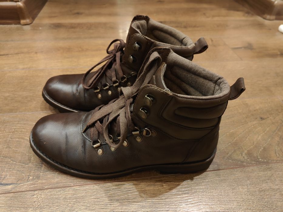 Ботинки мужские продам .